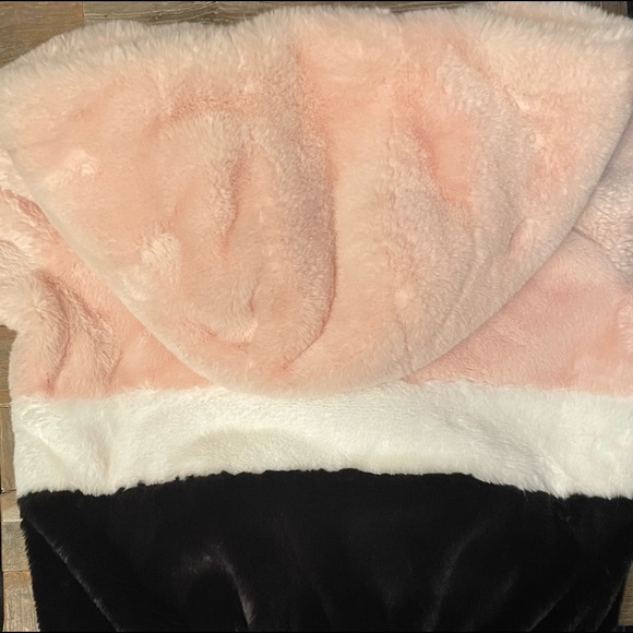 Garage Faux Fur Plush Varsity Jacket🖤 - Picture 8 of 10